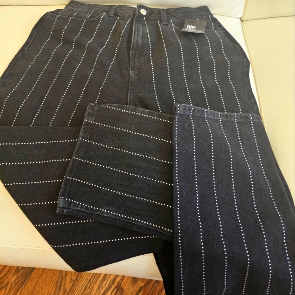 Rita Ora Jeans - Wash Black Diamond Studded